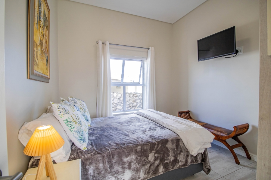 3 Bedroom Property for Sale in Pearl Bay Western Cape